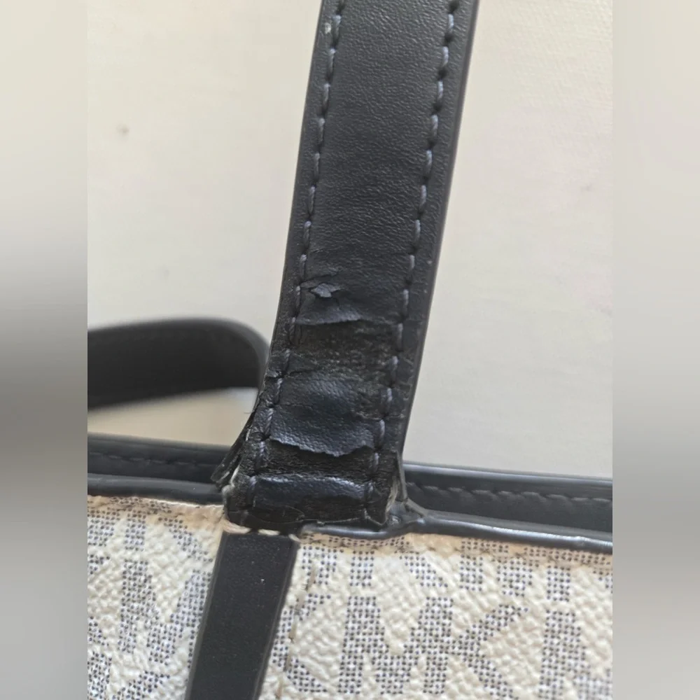 Michael Kors Jet Set MK Signature Vanilla Tote Bag Black Trim Shoulder Bag - Picture 10 of 15